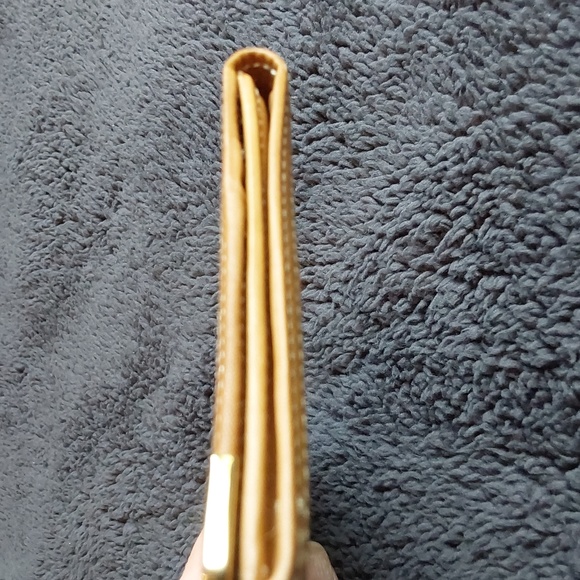 VINTAGE GUCCI GG AUTHENTIC CONTINENTAL WALLET / CHECKBOOK COVER🫶 - Picture 5 of 6